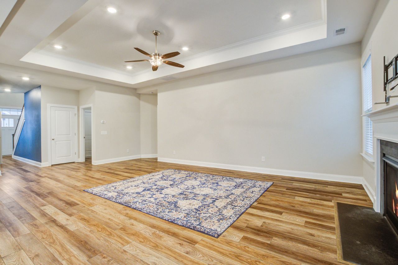 470 Coopers Hawk Drive Photo 22