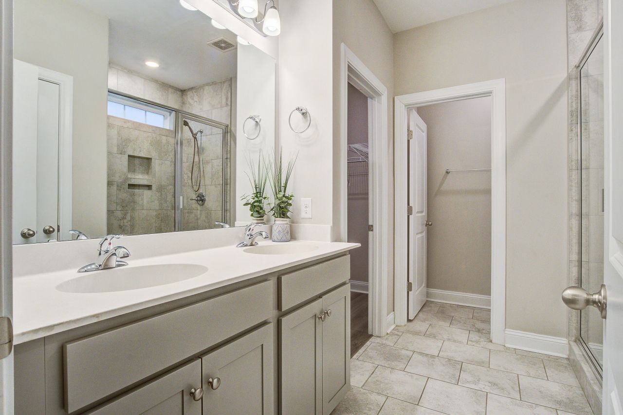 470 Coopers Hawk Drive Photo 25