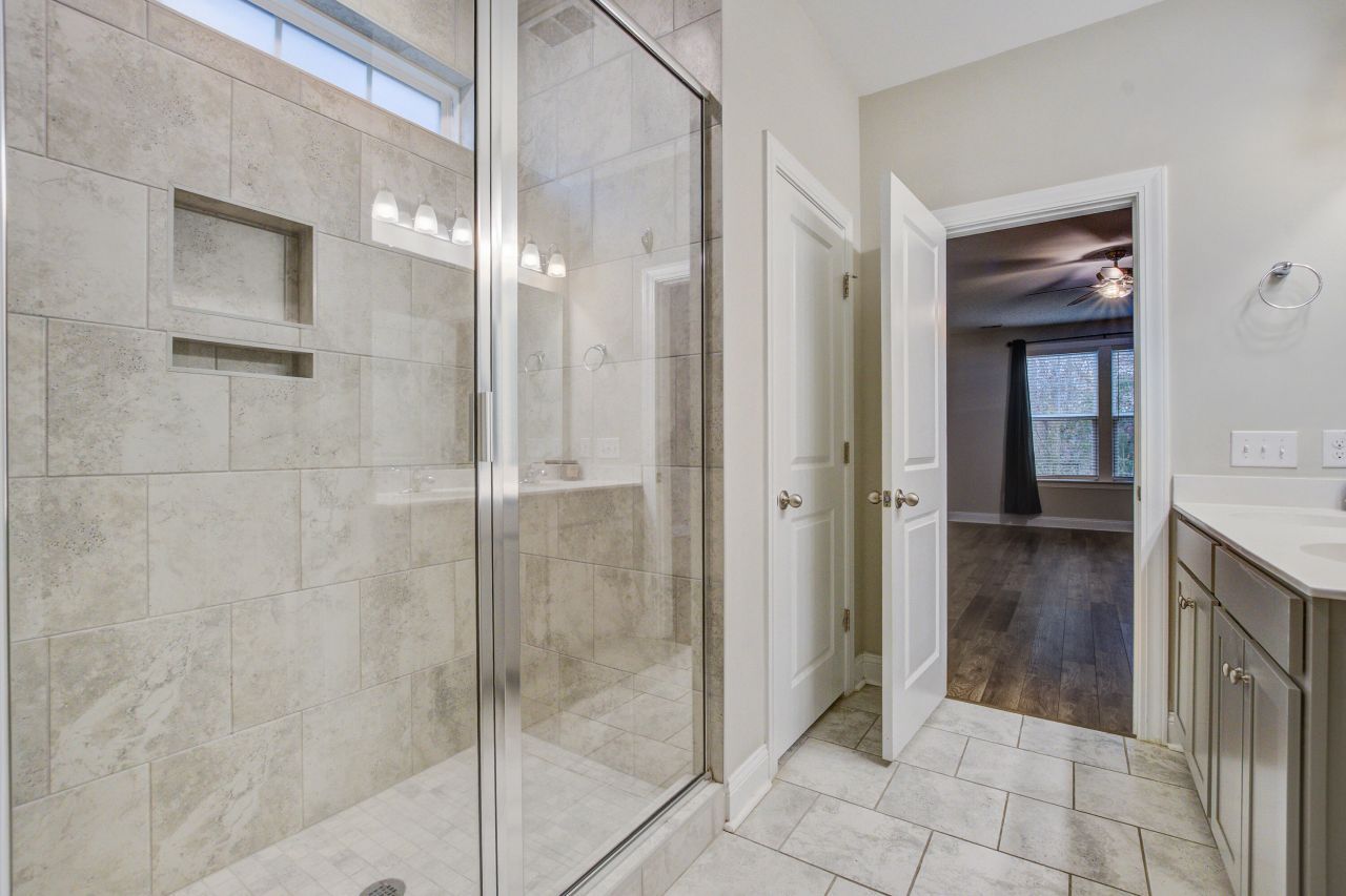 470 Coopers Hawk Drive Photo 27