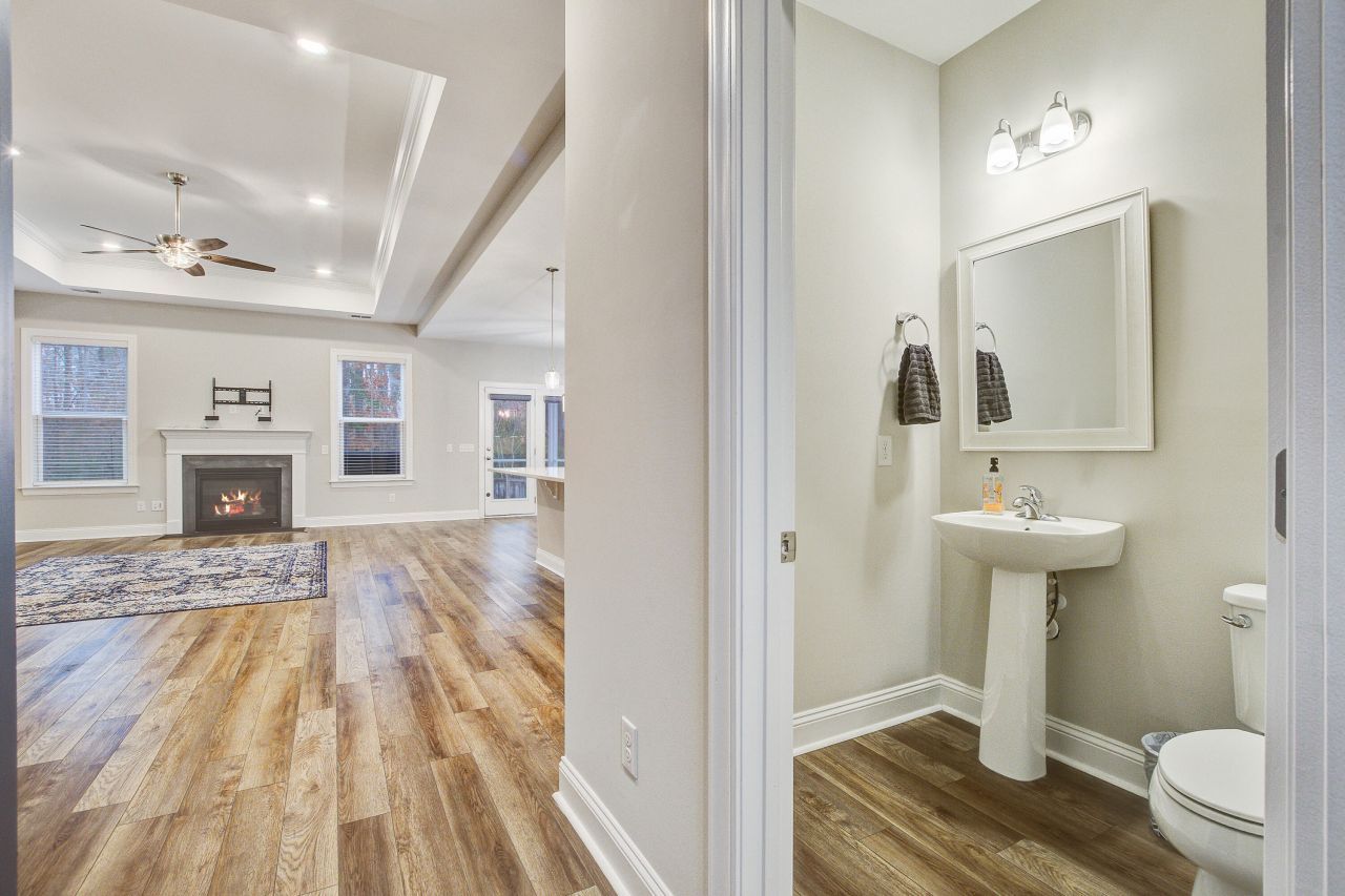 470 Coopers Hawk Drive Photo 29