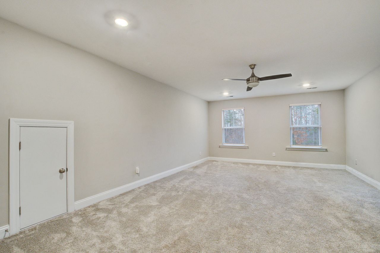 470 Coopers Hawk Drive Photo 31