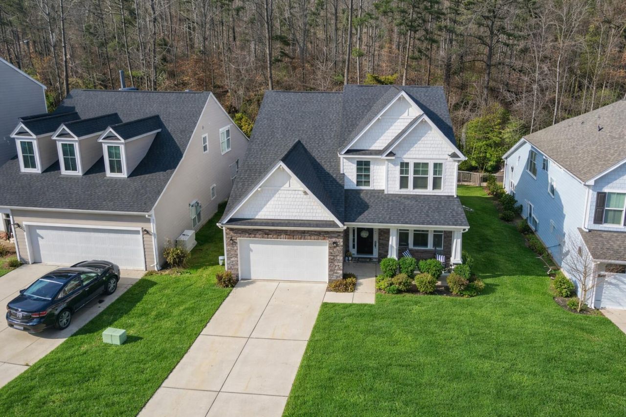 470 Coopers Hawk Drive Photo 4