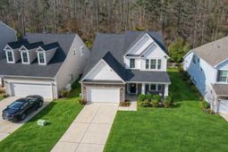 470 Coopers Hawk Drive photo 4