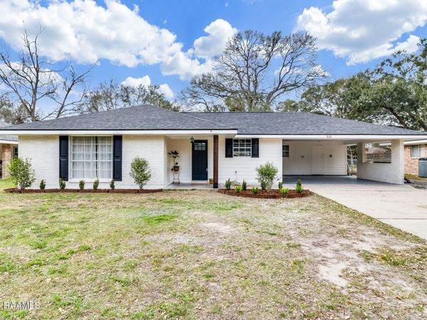 310 Elmwood Drive, Lafayette, LA 70503