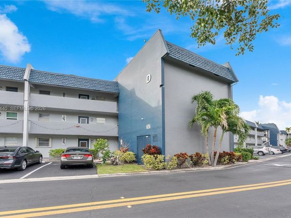 7847 Golf Circle Dr, Unit 309, Margate, FL 33063