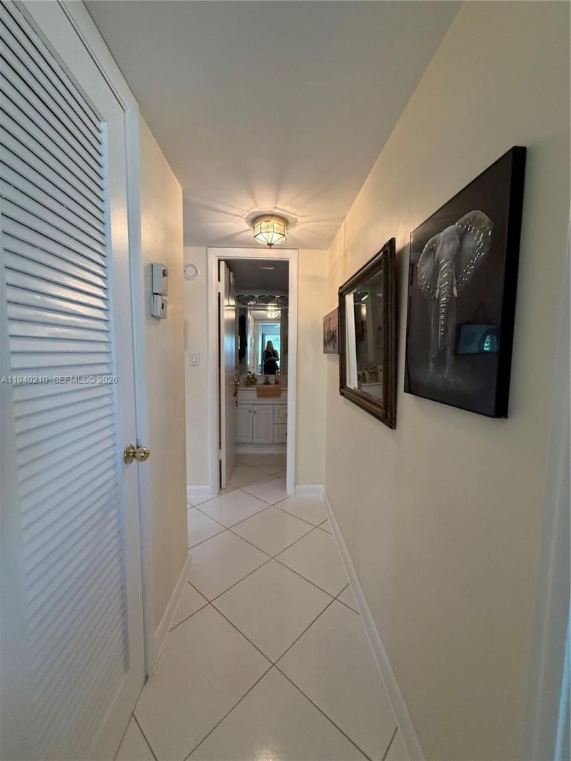 9041 Sunrise Lakes Blvd, Unit 207, Sunrise, FL 33322 Photo