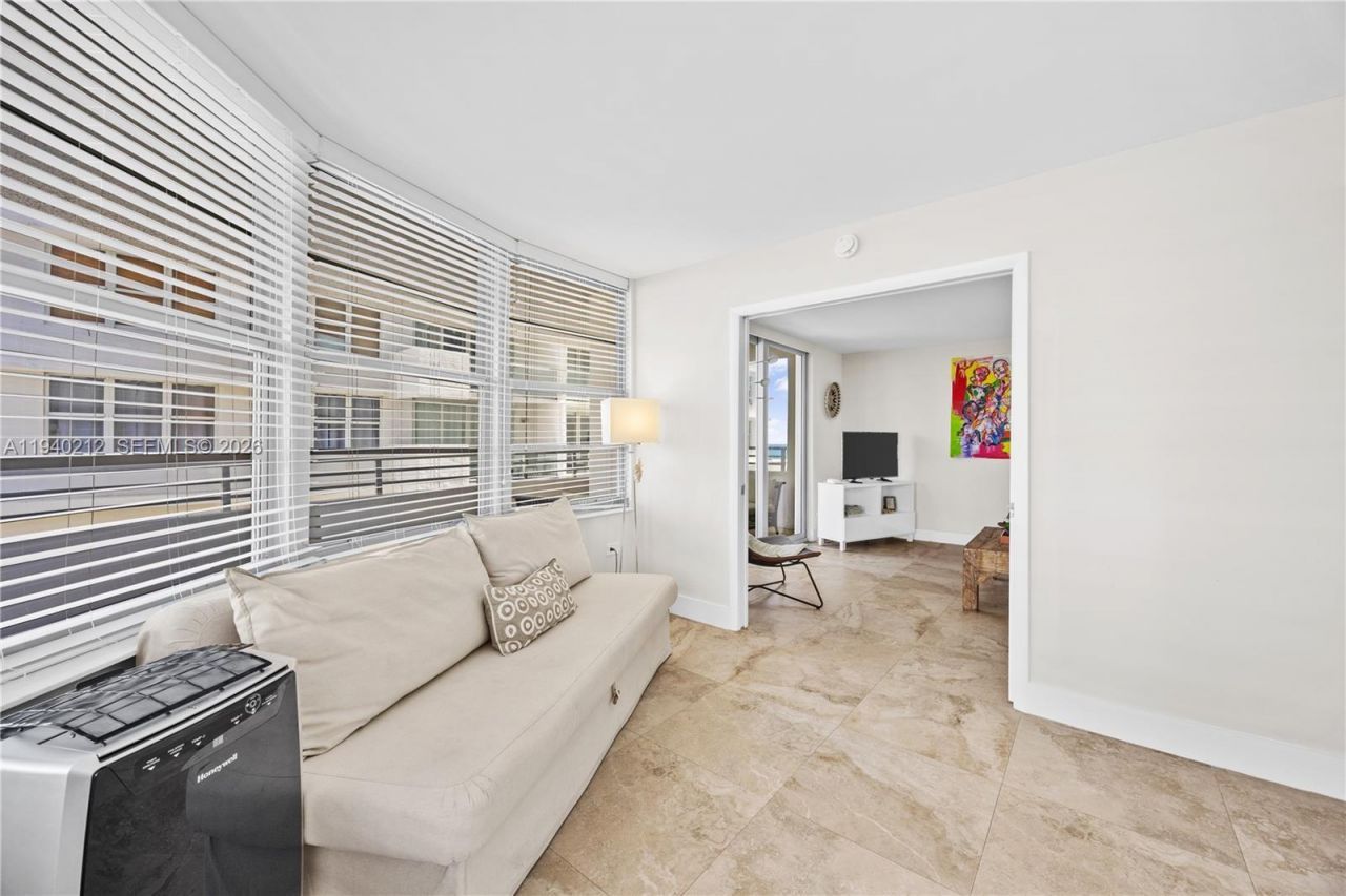 5555 Collins Ave, Unit 4B, Miami Beach, FL 33140 Photo