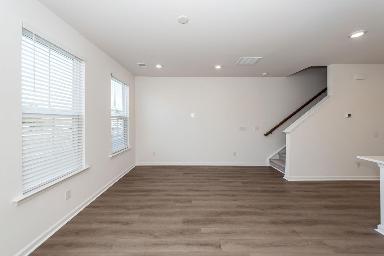 4633 Forest Hills Drive Photo 18