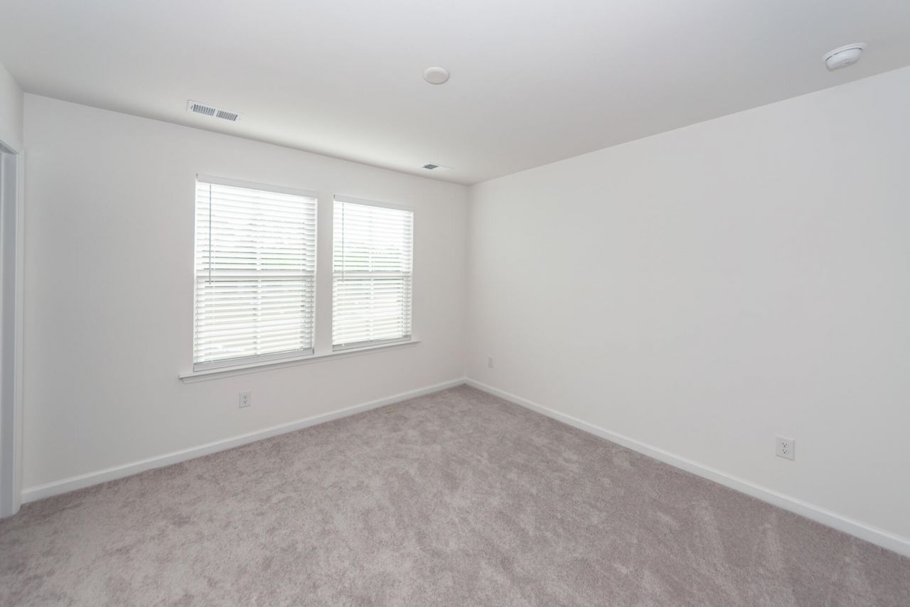 4633 Forest Hills Drive Photo 21