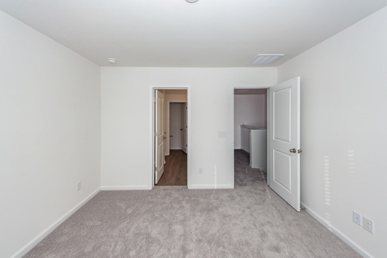 4633 Forest Hills Drive Photo 22