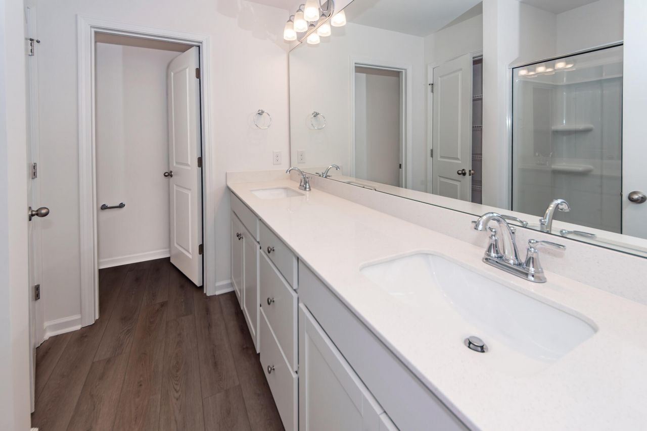 4633 Forest Hills Drive Photo 25