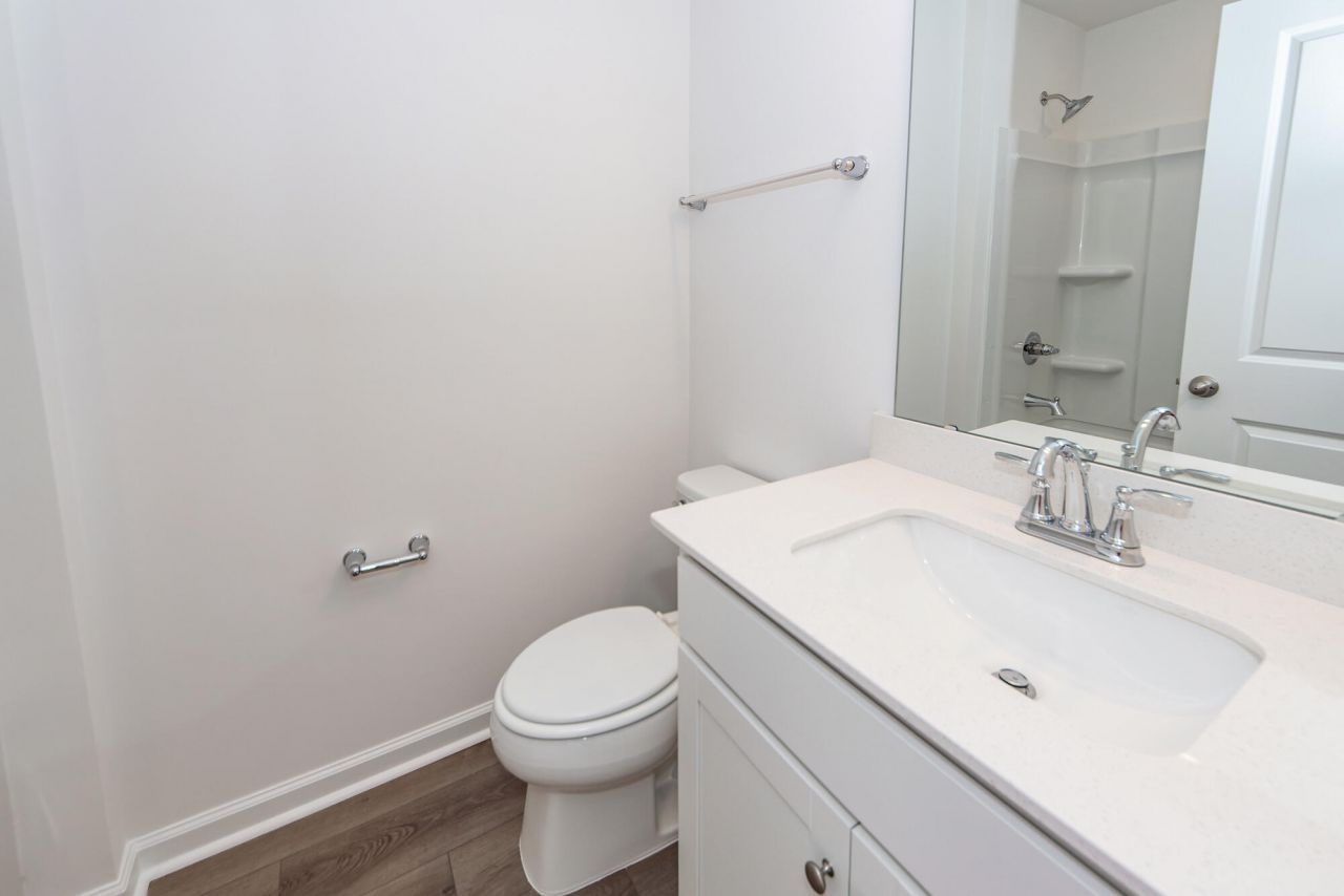 4633 Forest Hills Drive Photo 36