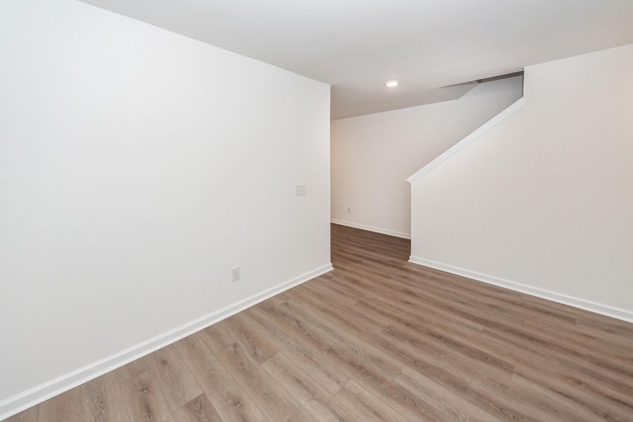 4633 Forest Hills Drive Photo 5