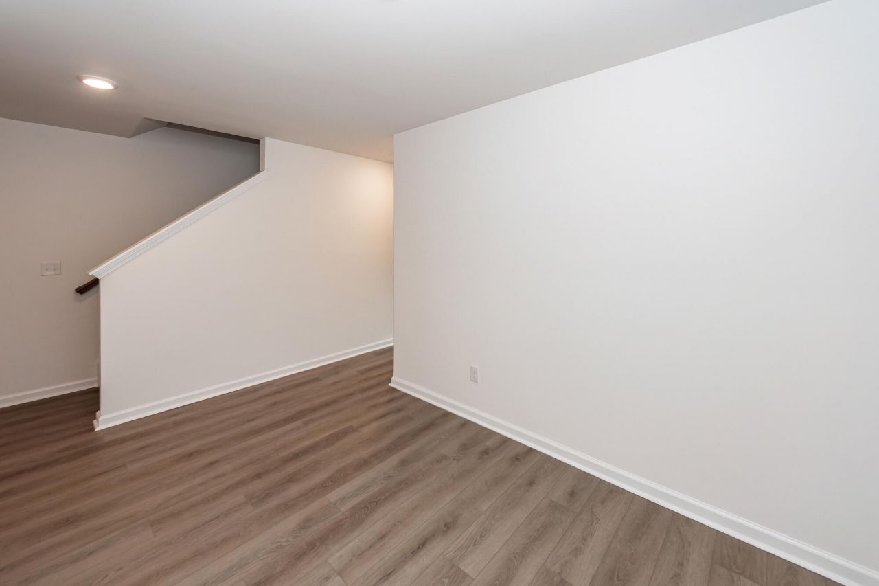 4633 Forest Hills Drive Photo 6