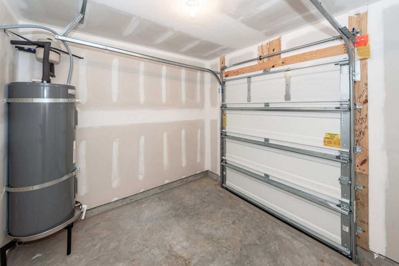 4633 Forest Hills Drive Photo 7