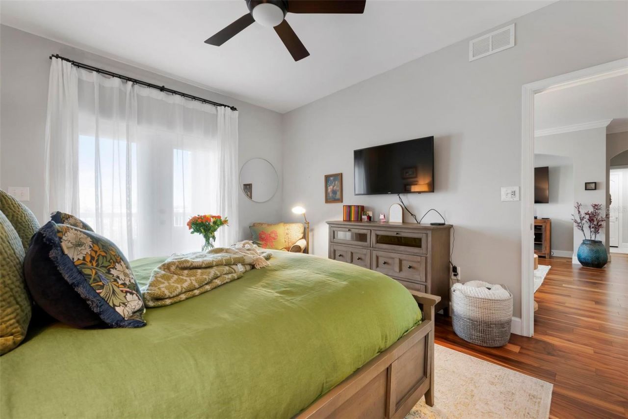 808 3rd Avenue W, Unit 402, Bradenton, FL 34205 Photo