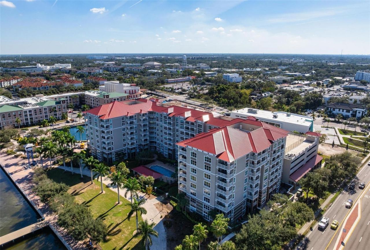 808 3rd Avenue W, Unit 402, Bradenton, FL 34205 Photo