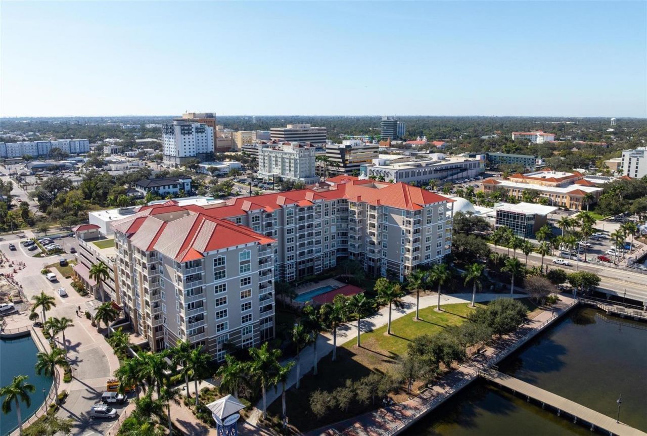 808 3rd Avenue W, Unit 402, Bradenton, FL 34205 Photo