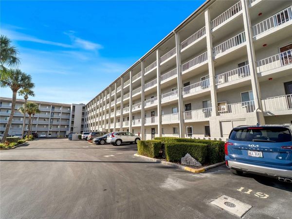 3404 LAKE BAYSHORE DRIVE, Unit 315, BRADENTON, FL 34205