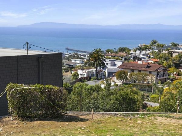 445 Lupine Way, Ventura, CA 93001