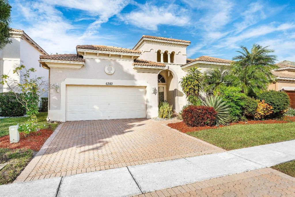 6383 Paradise Cove, West Palm Beach, FL 33411 Photo