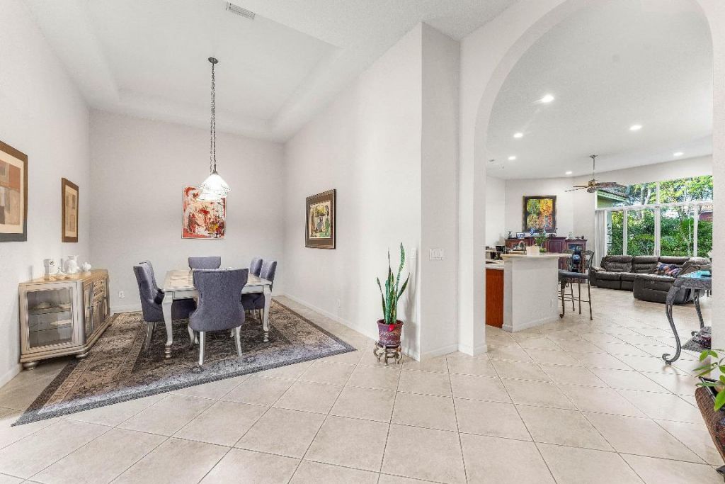 6383 Paradise Cove, West Palm Beach, FL 33411 Photo