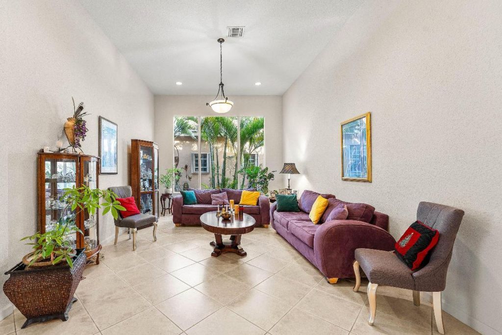 6383 Paradise Cove, West Palm Beach, FL 33411 Photo