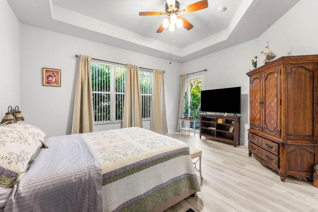 6383 Paradise Cove, West Palm Beach, FL 33411 Photo