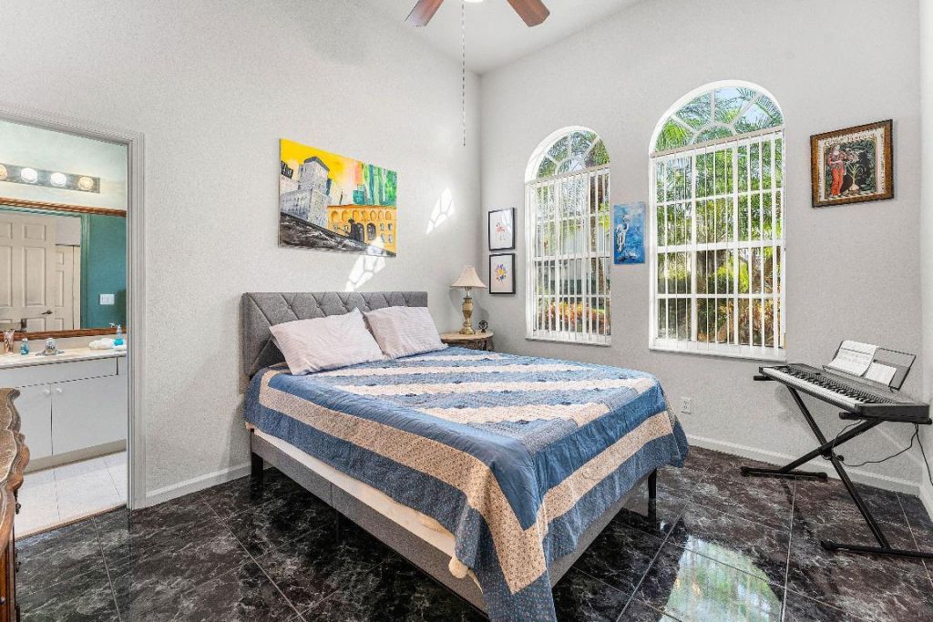 6383 Paradise Cove, West Palm Beach, FL 33411 Photo