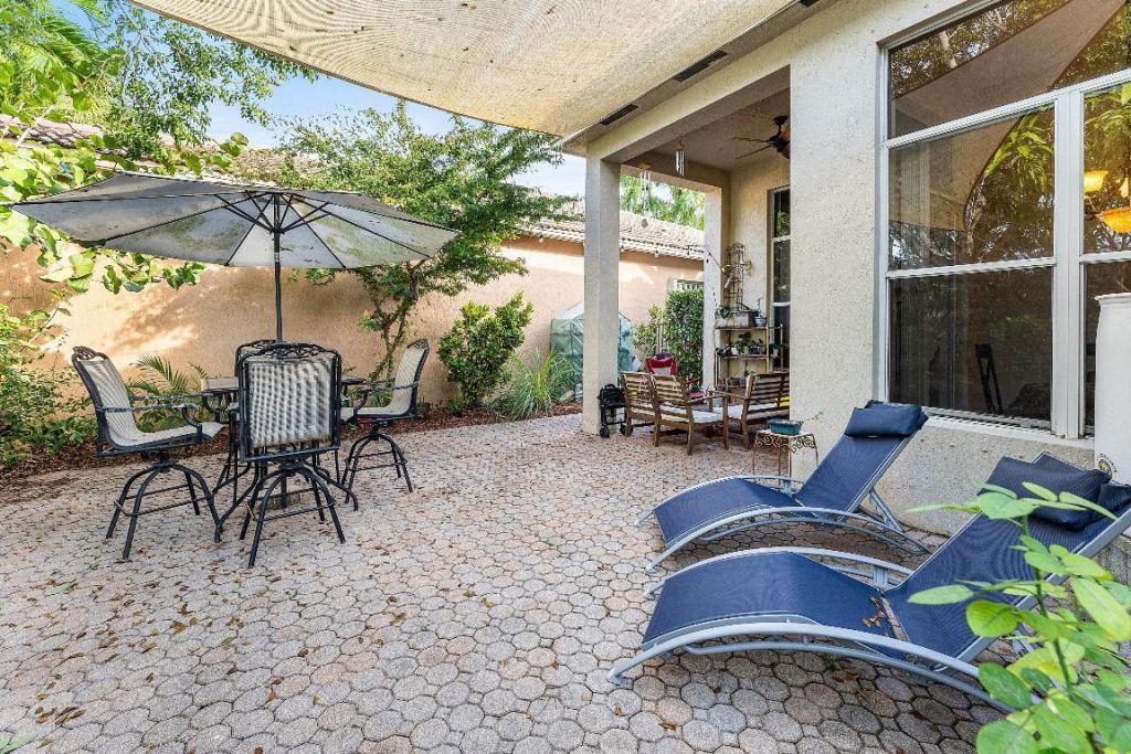 6383 Paradise Cove, West Palm Beach, FL 33411 Photo