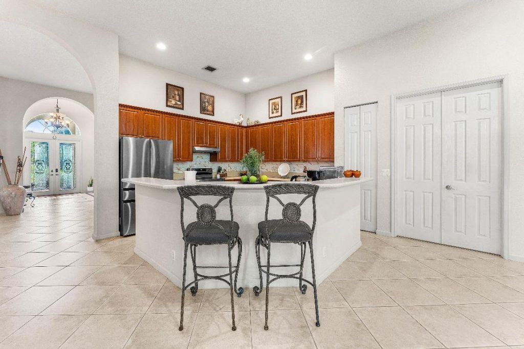 6383 Paradise Cove, West Palm Beach, FL 33411 Photo