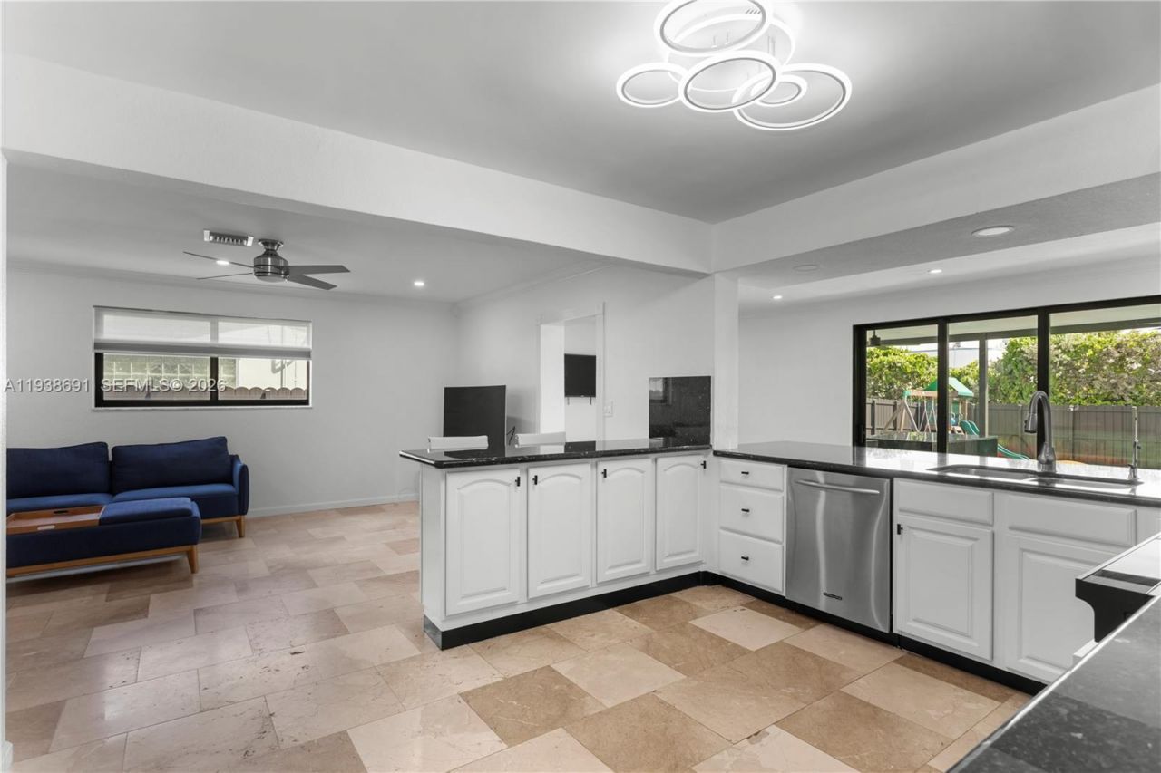 1315 N 47th Ave, Hollywood, FL 33021 Photo