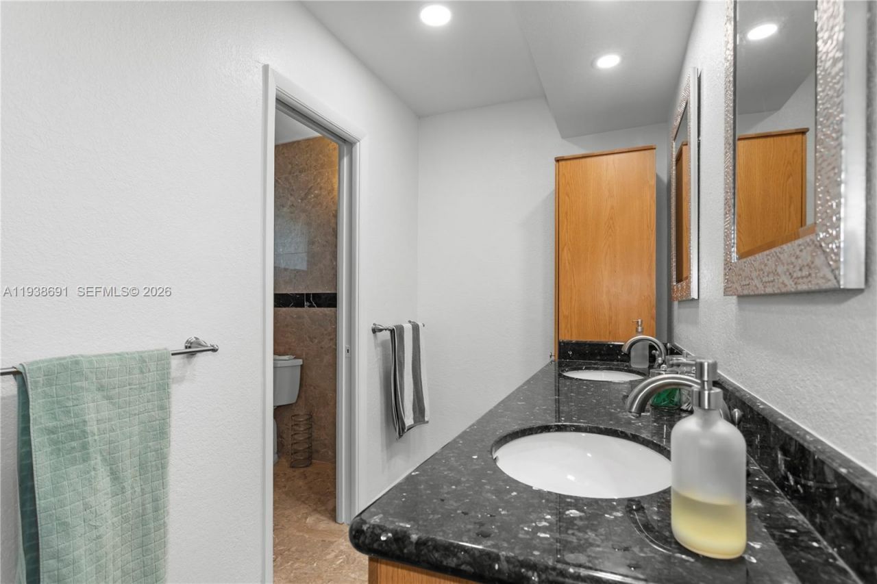 1315 N 47th Ave, Hollywood, FL 33021 Photo