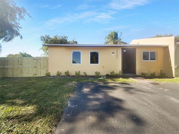 20450 NW 28th Ct, Miami Gardens, FL 33056
