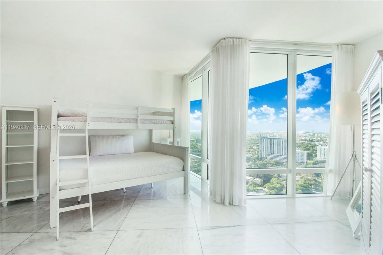 1643 Brickell Ave , Unit 2902, Miami, FL 33129 Photo