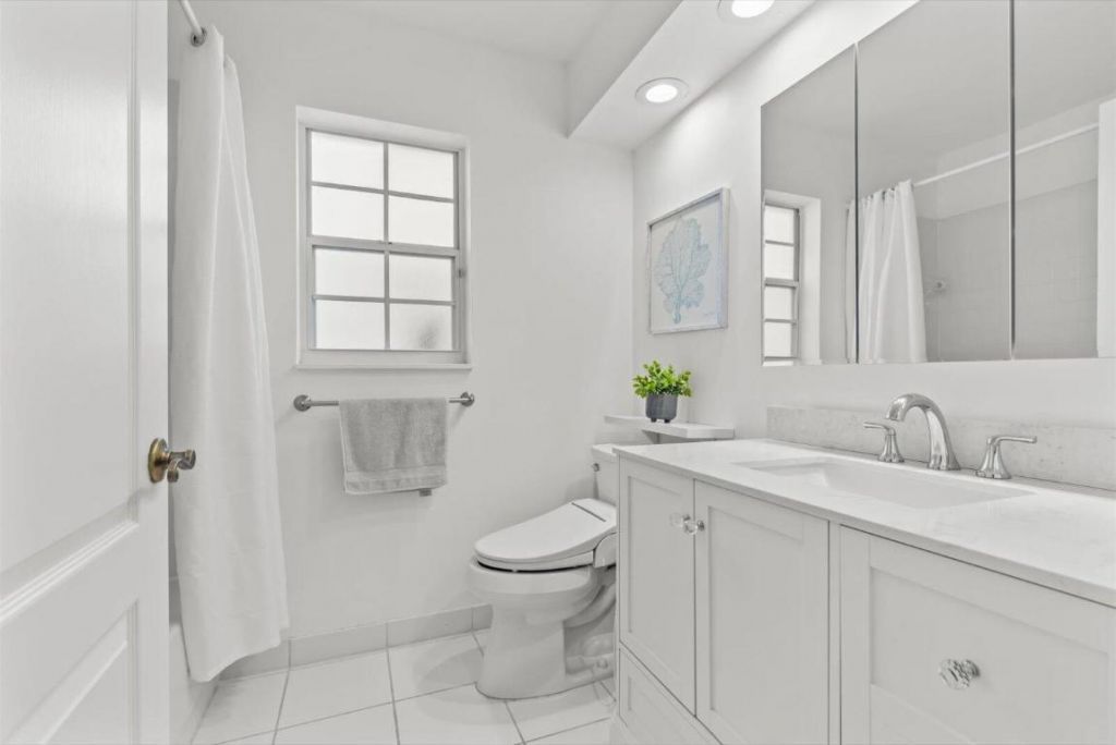 73 Via Verona, Palm Beach Gardens, FL 33418 Photo