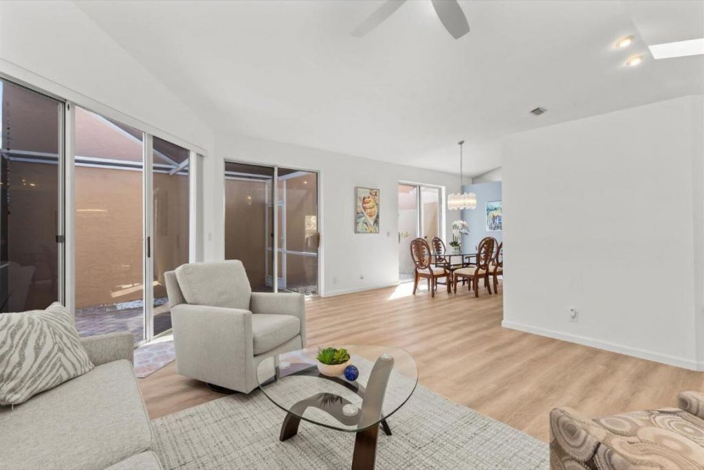 73 Via Verona, Palm Beach Gardens, FL 33418 Photo