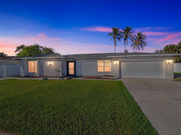 1495 CHARMONT PLACE, FORT MYERS, FL 33919