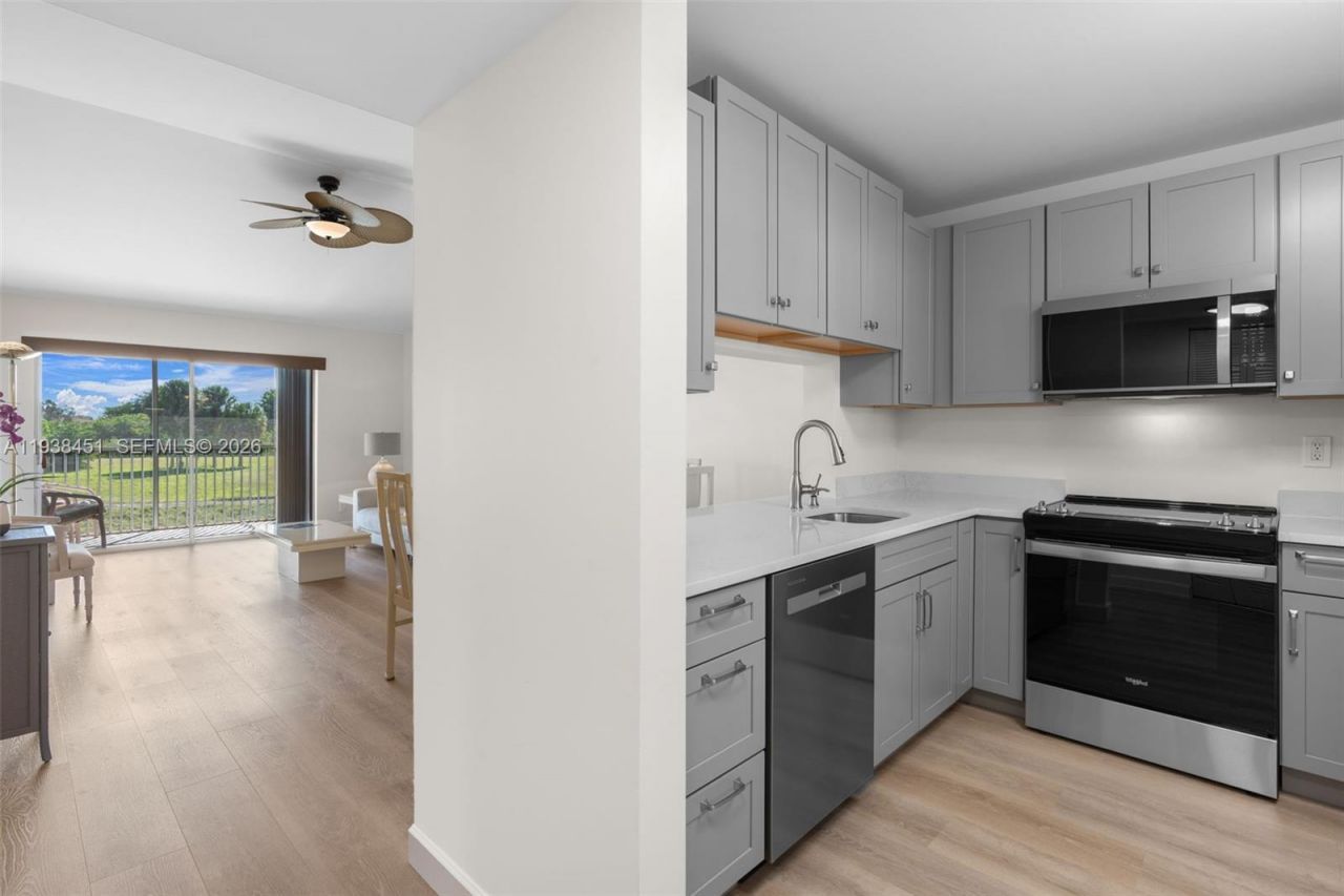 3001 Holiday Springs Blvd, Unit 201, Margate, FL 33063 Photo