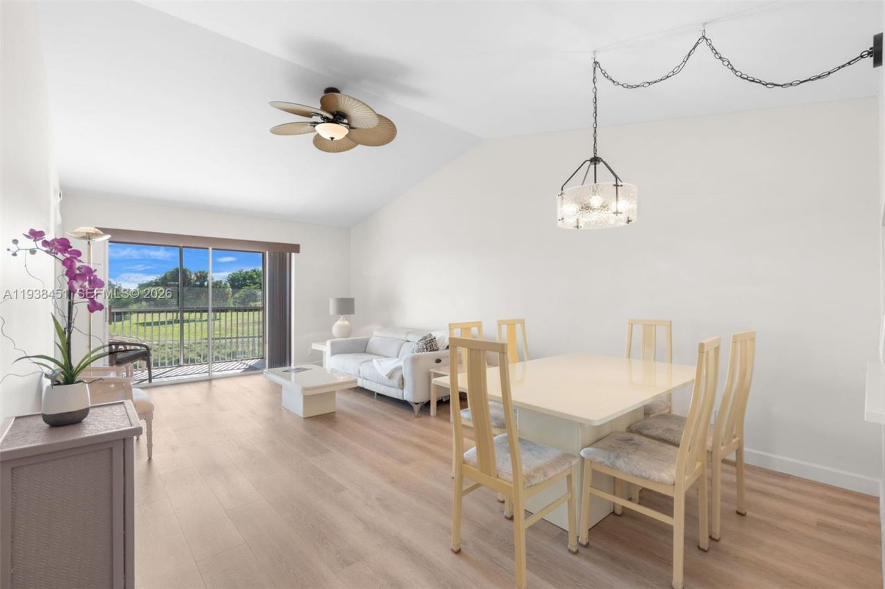 3001 Holiday Springs Blvd, Unit 201, Margate, FL 33063 Photo