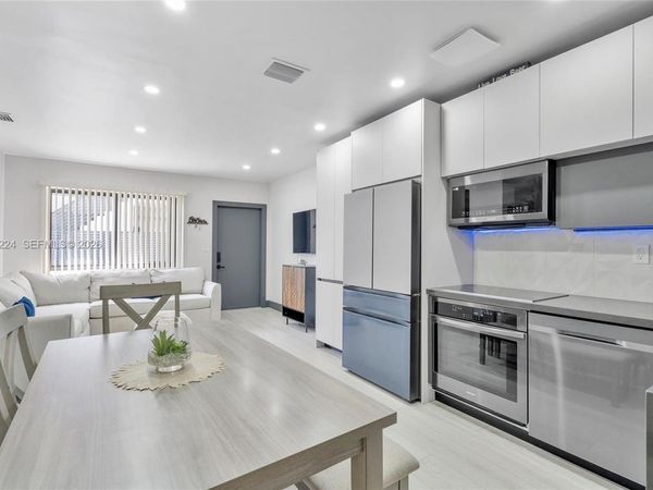 100 NE 71st St, Unit 100, Miami, FL 33138