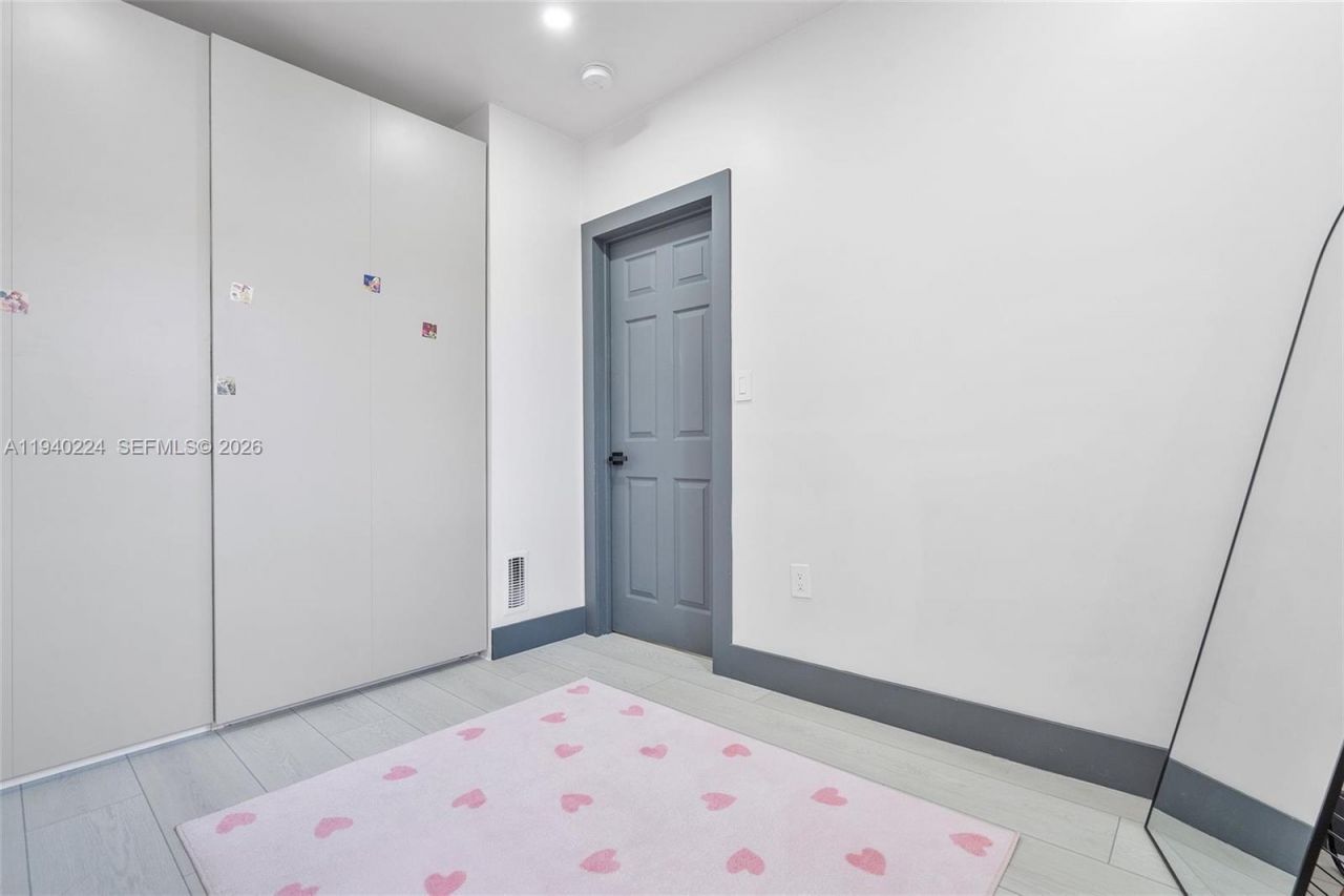 100 NE 71st St, Unit 100, Miami, FL 33138 Photo