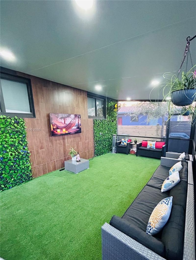 100 NE 71st St, Unit 100, Miami, FL 33138 Photo