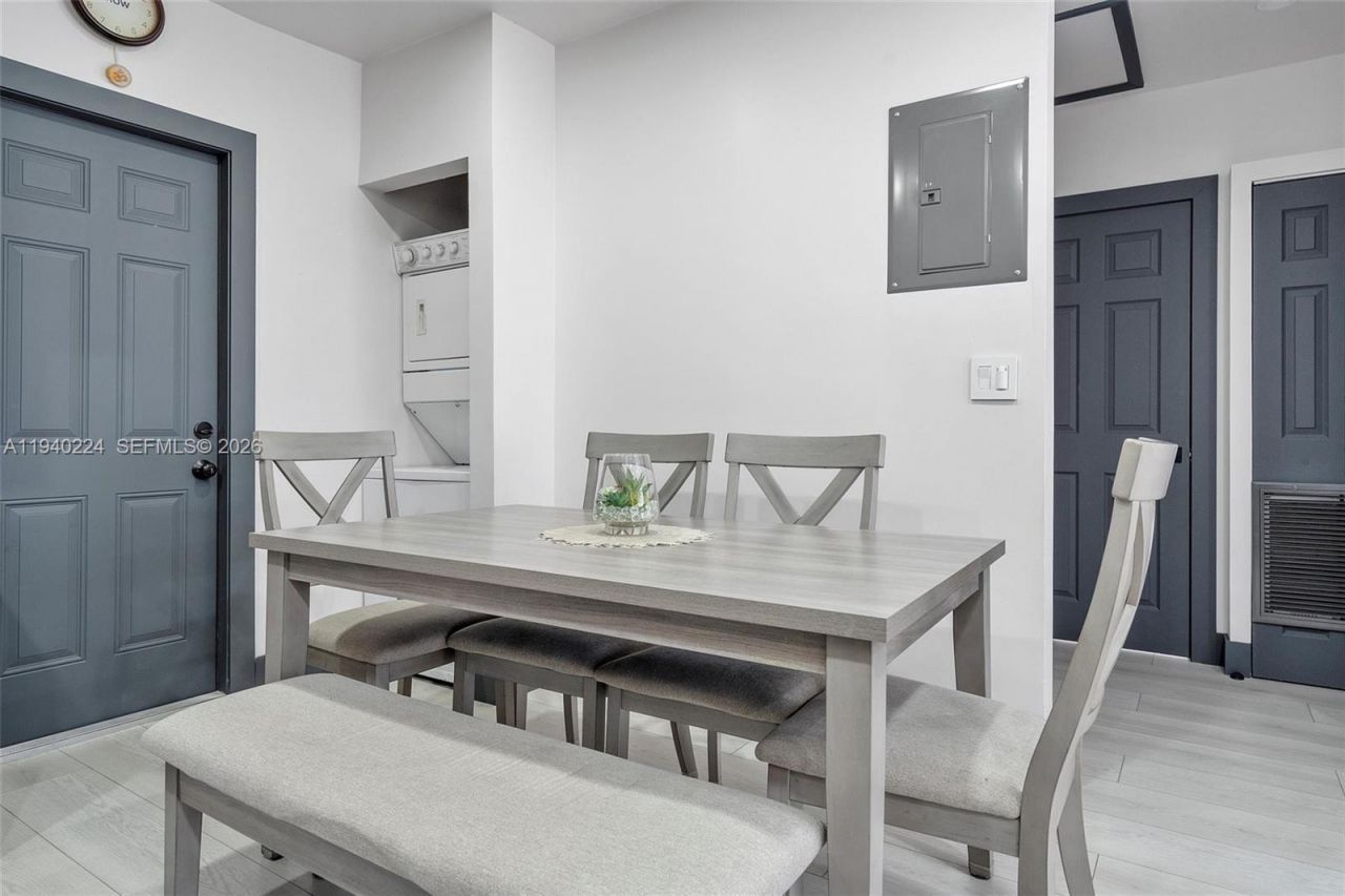 100 NE 71st St, Unit 100, Miami, FL 33138 Photo