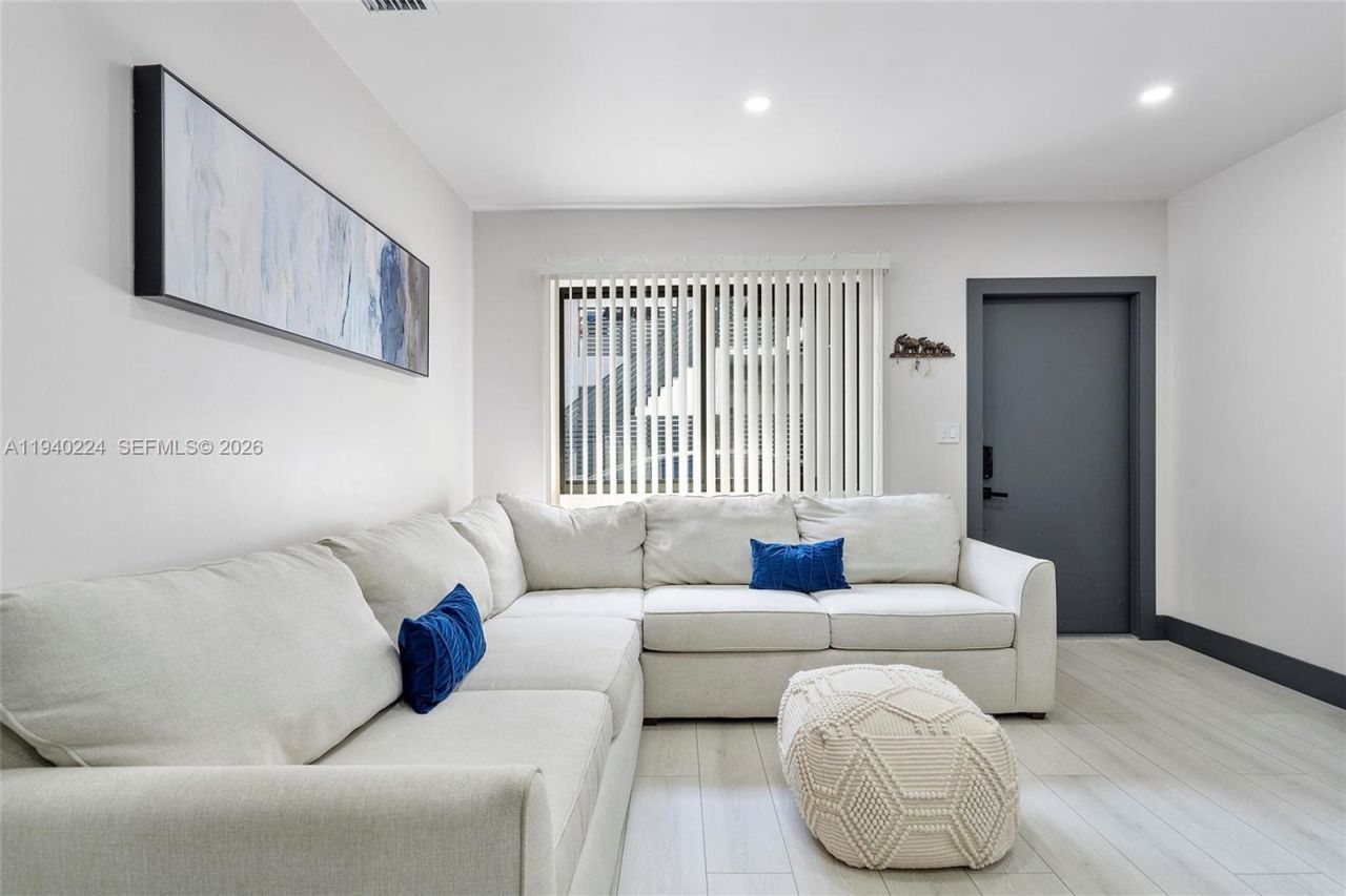 100 NE 71st St, Unit 100, Miami, FL 33138 Photo