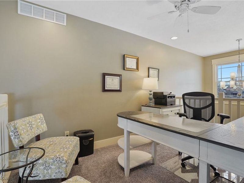 1957 W Swan Lake Circle, Kent, OH 44240 Photo 28