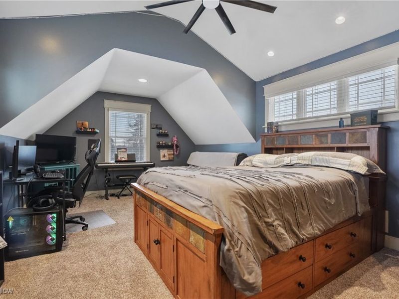 1957 W Swan Lake Circle, Kent, OH 44240 Photo 29