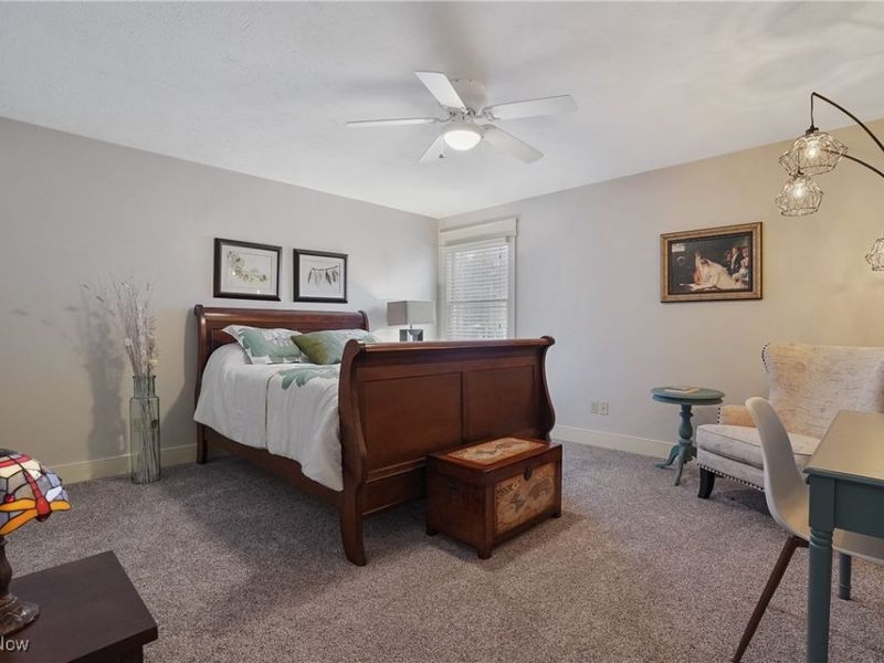 1957 W Swan Lake Circle, Kent, OH 44240 Photo 31