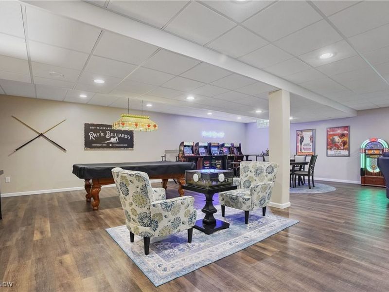 1957 W Swan Lake Circle, Kent, OH 44240 Photo 35