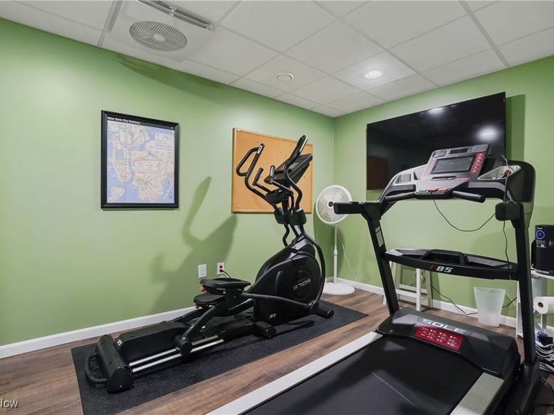 1957 W Swan Lake Circle, Kent, OH 44240 Photo 40